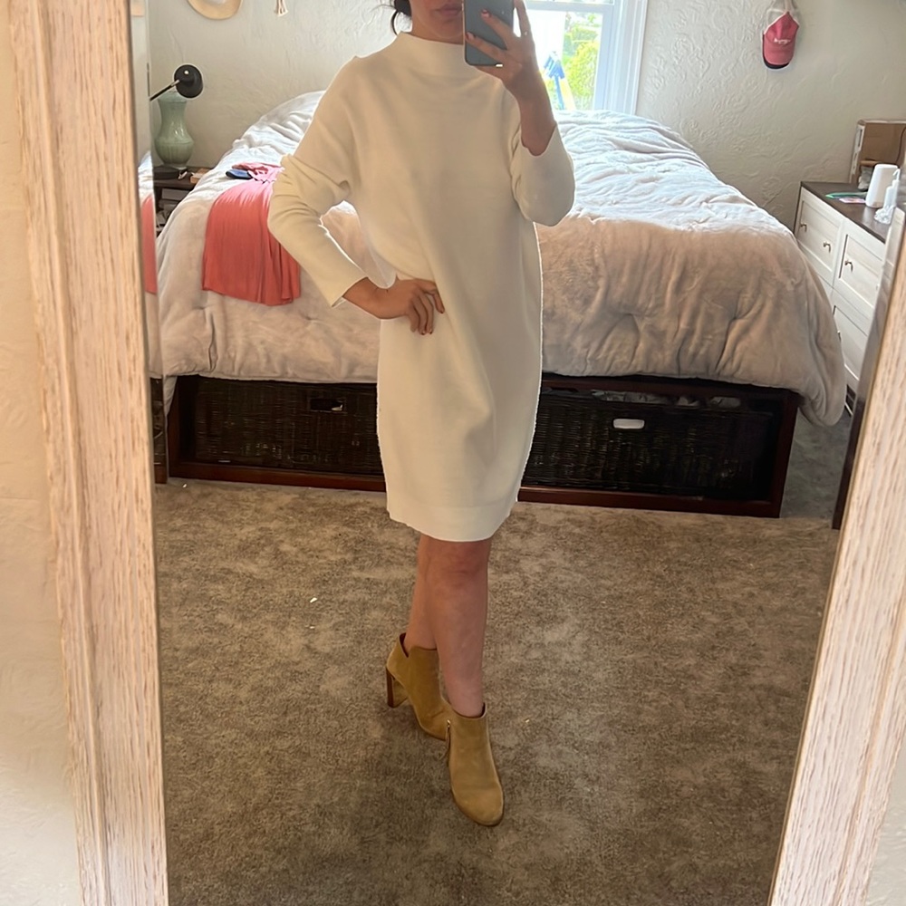 Oversized winter white sweater dress M